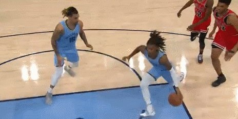 电竞投注平台-灰熊轻取公牛重回胜利轨道 亚当斯轻松一抱抢戏