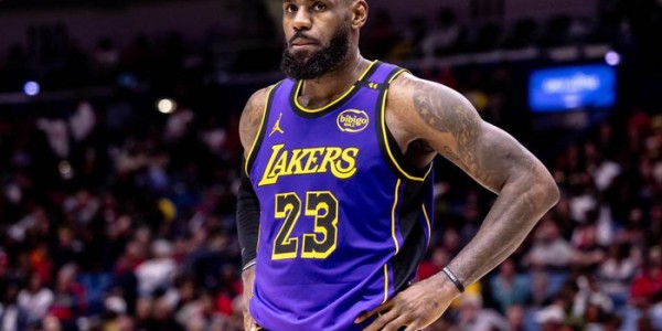 40岁詹姆斯，40岁贾巴尔，40岁乔丹，差距一目了然！|洛杉矶湖人队|明尼苏达森林狼队|华盛顿奇才队|迈克尔·乔丹|篮板_新浪体育_新浪新闻