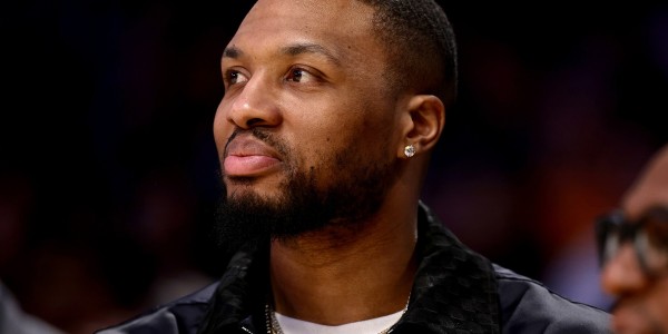 电竞投注平台-队媒：开拓者的问题不在阵容而在时间 只能等利拉德康复才有希望